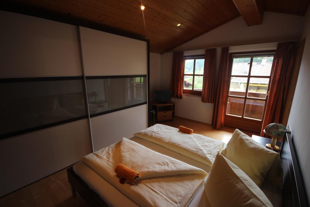 Alpenappartement Kaprun Exteriör bild
