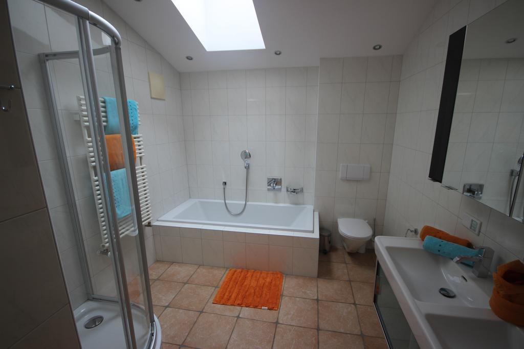 Alpenappartement Kaprun Exteriör bild