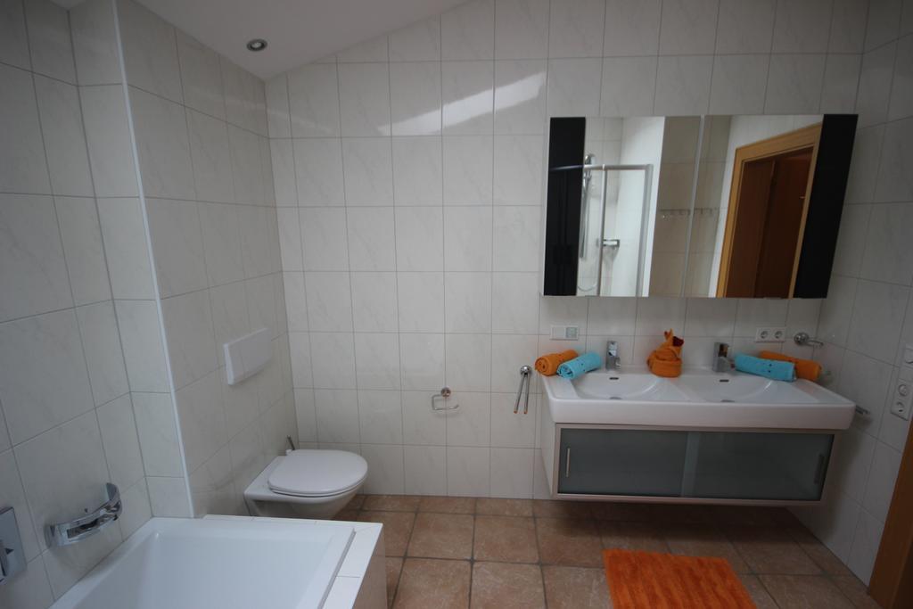 Alpenappartement Kaprun Exteriör bild