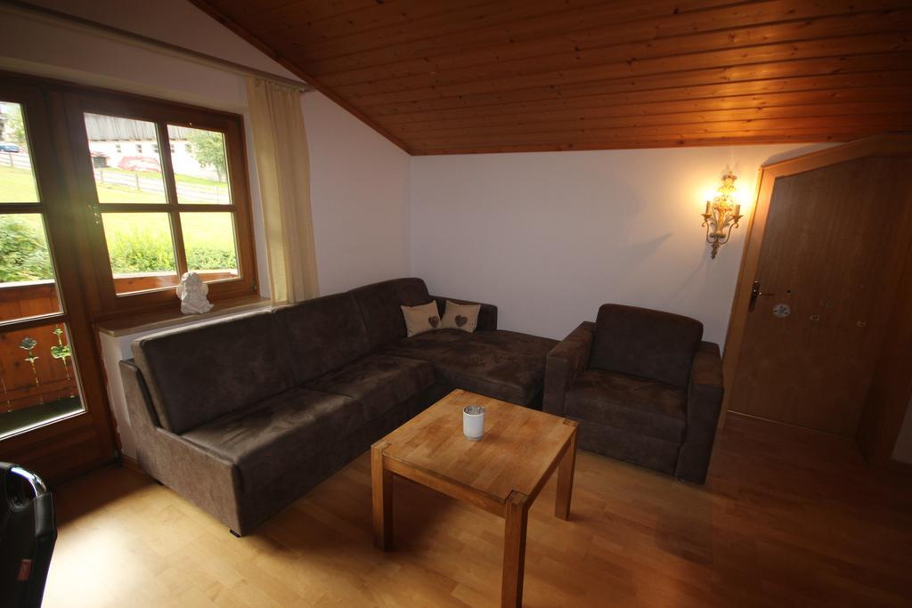 Alpenappartement Kaprun Exteriör bild
